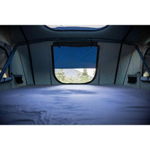 Roam Vagabond XL Rooftop Tent - ROAM-RTT-VBXL-FO-NA