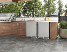 ZEPHYR Presrv Refrigerator, 24in Compact, Outdoor SS, Reversible, Lock, 1 Zone in Stainless Steel - PRR24C01ASOD