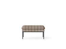 Turn Pouf